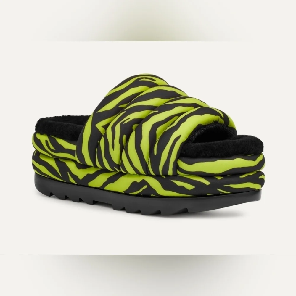 🔥NWOT | UGG Maxi Slide Tiger Print, Size 8